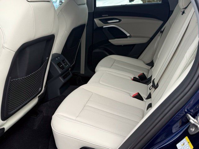New 2026 Audi Q5 Premium Plus AWD/4WD image 21
