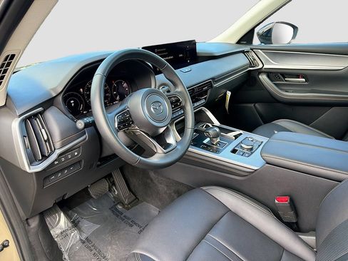 Used 2025 MAZDA CX-70 Plug-In Hybrid w/ Premium Pkg AWD/4WD image 9