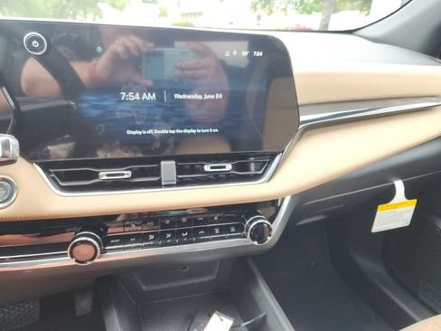 New 2027 Chevrolet Equinox ACTIV w/ Safety and Technology Package AWD/4WD image 21