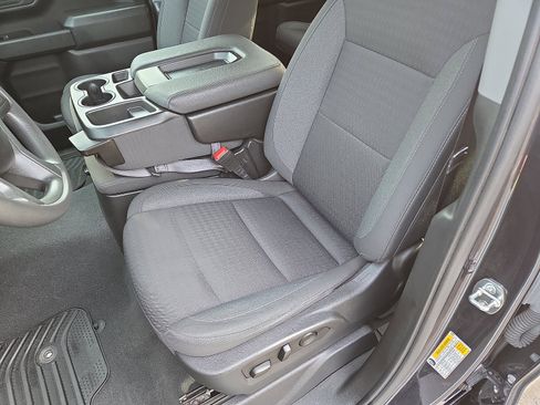 Certified 2022 Chevrolet Silverado 1500 Custom image 13