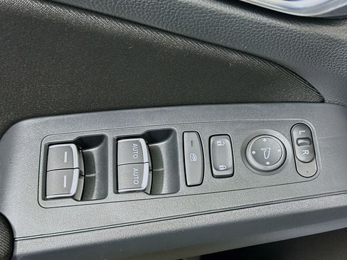 Used 2025 Honda Civic Sport image 15