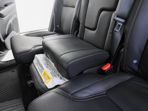 Used 2024 Volvo XC90 T8 Ultimate w/ Lounge Package AWD/4WD image 24