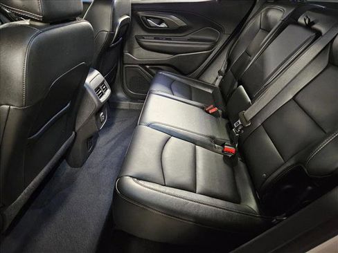 Used 2023 GMC Terrain SLT FWD image 16