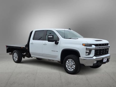 Used 2022 Chevrolet Silverado 2500 LT w/ Convenience Package AWD/4WD image 2