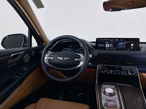 Used 2023 Genesis GV80 2.5T w/ Prestige Package image 24