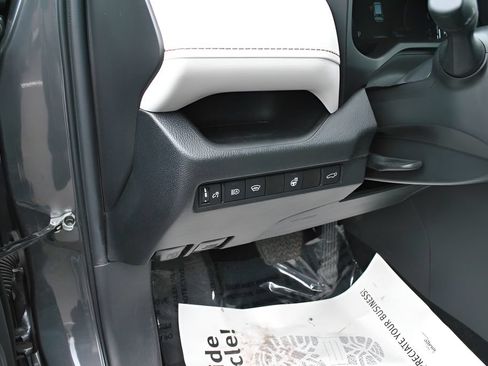 Certified 2023 Toyota RAV4 XLE Premium AWD/4WD image 16