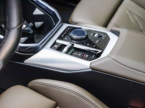 Certified 2025 BMW X3 xDrive30i AWD/4WD image 24