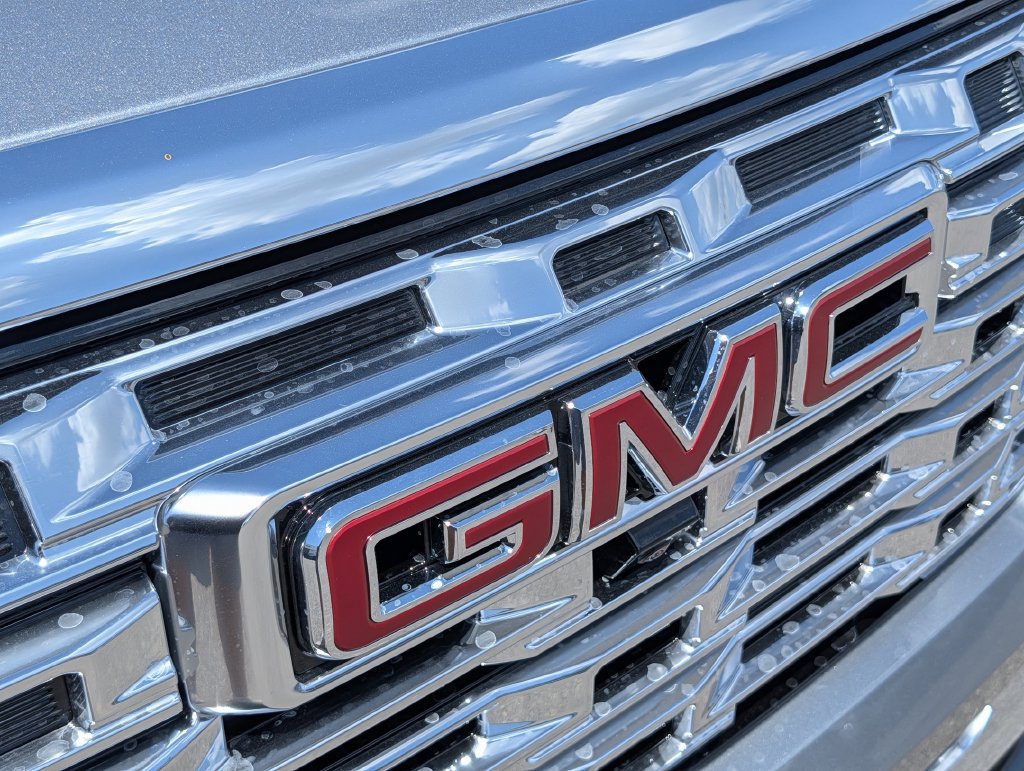 New 2027 GMC Terrain Denali w/ LPO, Floor Liner Package AWD/4WD image 33