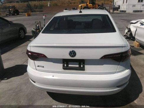 Used 2021 Volkswagen Jetta S w/ Driver Assistance Package FWD image 26