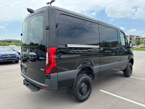 New 2025 Mercedes-Benz Sprinter 2500 image 5
