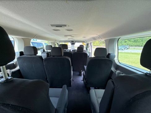 Used 2024 Ford Transit 350 XLT RWD image 26