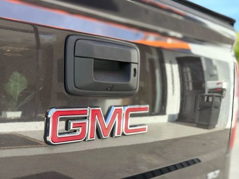 Used 2015 GMC Sierra 1500 SLT image 36