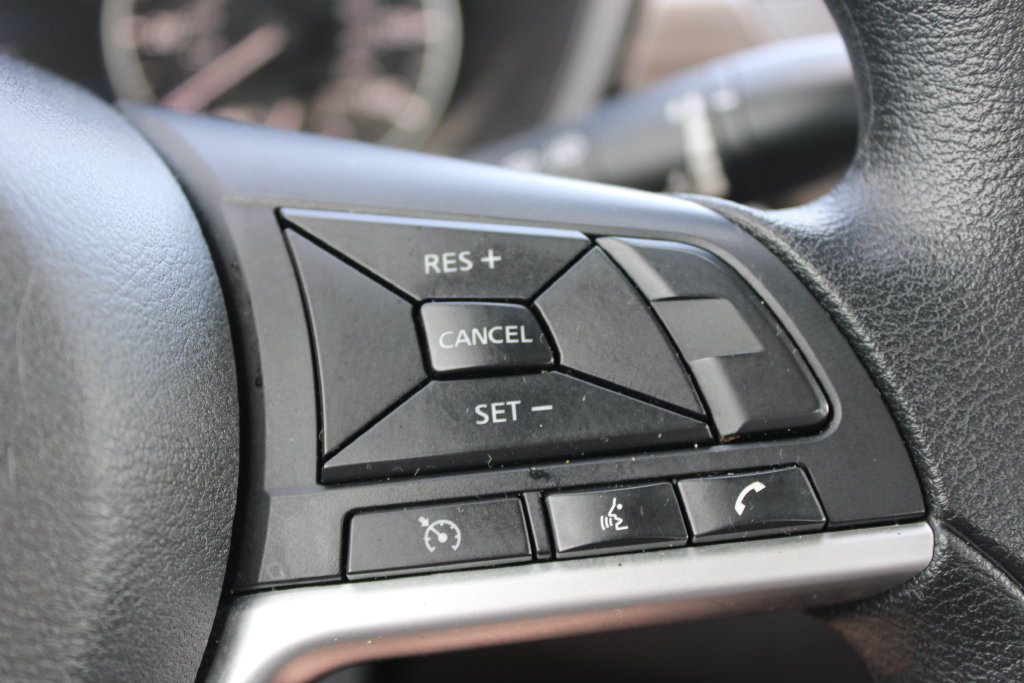 Used 2024 Nissan Altima 2.5 SV FWD image 36