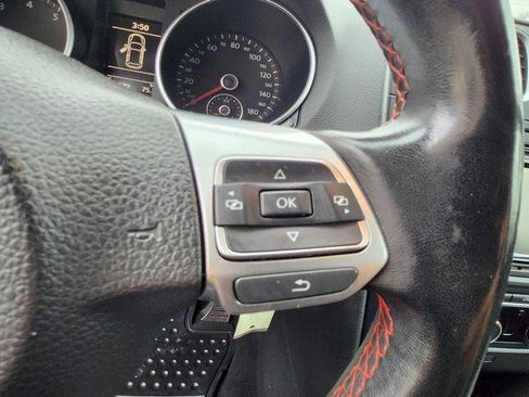 Used 2013 Volkswagen Golf 4-Door image 14