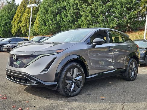 Certified 2023 Nissan Ariya AWD image 3