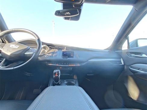 Used 2023 Cadillac XT4 Premium Luxury image 23