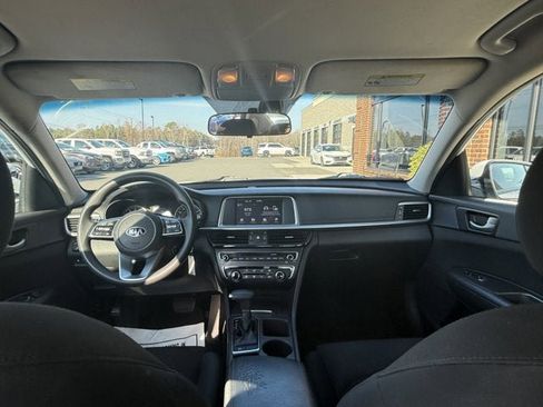 Used 2020 Kia Optima LX image 15