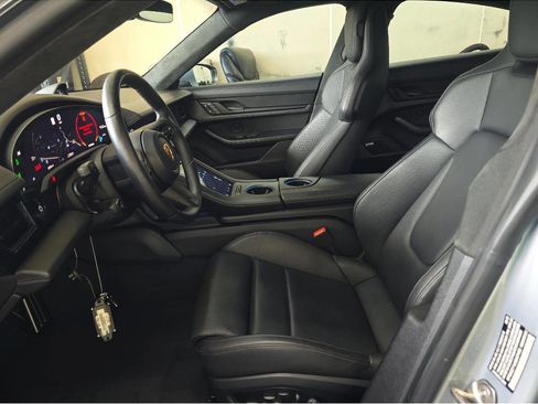 Used 2022 Porsche Taycan GTS AWD/4WD image 6
