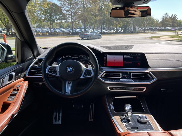 Used 2021 BMW X5 M50i w/ Executive Package AWD/4WD image 20