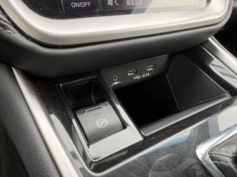 Used 2020 Subaru Outback Premium w/ Popular Package #1 image 21