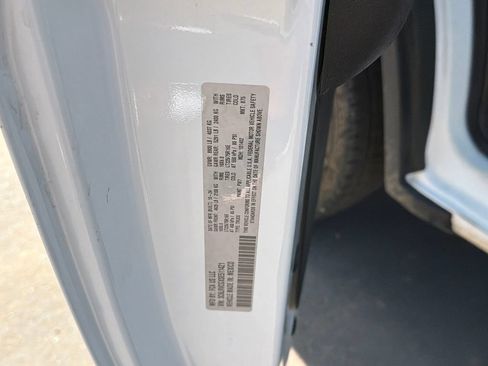 Used 2025 RAM ProMaster 2500 w/ Convenience Group FWD image 28