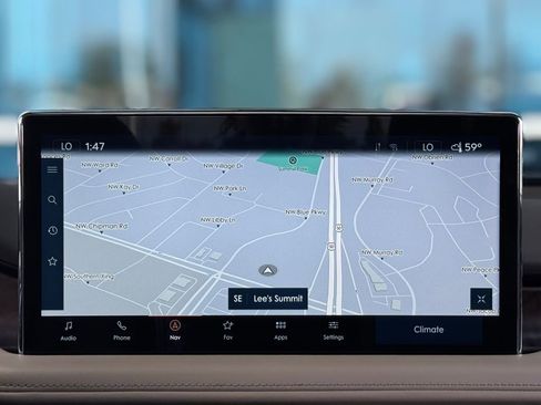 Used 2021 Lincoln Nautilus Reserve image 17