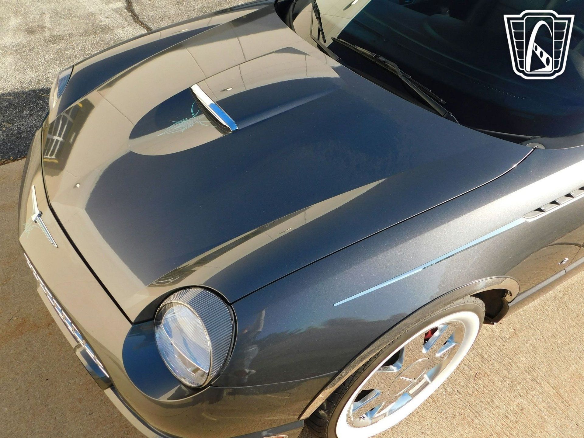 Used 2003 Ford Thunderbird RWD image 26