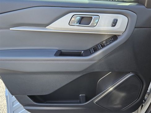 New 2026 Ford Explorer Active image 26