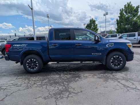 Used 2017 Nissan Titan PRO-4X w/ Pro-4x Convenience Package AWD/4WD image 2