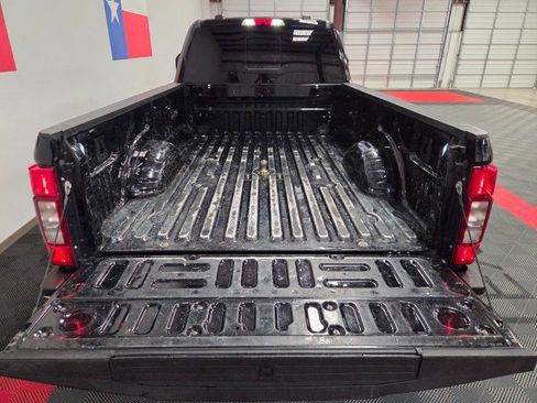 Used 2022 Ford F350 Lariat w/ Lariat Ultimate Package image 31