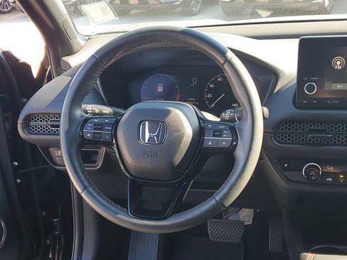 Used 2024 Honda HR-V Sport image 16