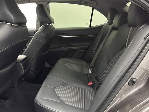 Used 2024 Toyota Camry SE w/ Convenience Package image 22
