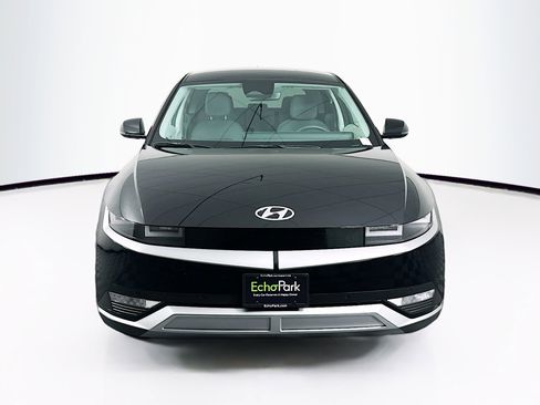 Used 2024 Hyundai Ioniq 5 SEL image 2