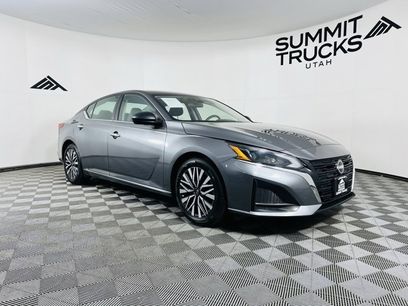 Used 2024 Nissan Altima 2.5 SV
