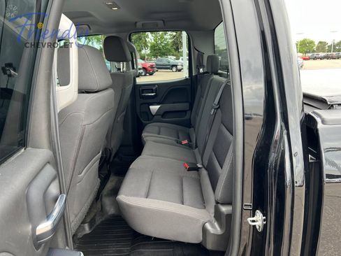 Used 2017 Chevrolet Silverado 1500 LT w/ All Star Edition AWD/4WD image 28