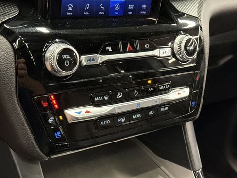 Used 2022 Ford Explorer ST w/ Equipment Group 401A AWD/4WD image 22