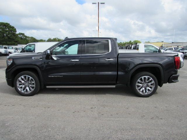 Used 2023 GMC Sierra 1500 Denali w/ Denali Reserve Package AWD/4WD image 3