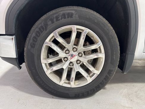 Used 2019 GMC Sierra 1500 SLE w/ SLE Value Package AWD/4WD image 44