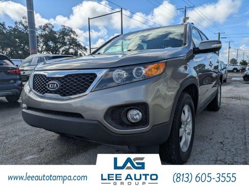 Used 2013 Kia Sorento LX w/ Convenience Pkg FWD image 7