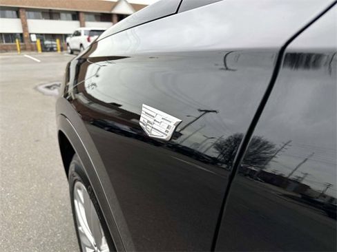 Used 2021 Cadillac XT6 Premium Luxury image 12