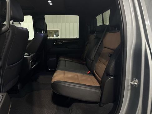 Used 2024 Chevrolet Silverado 3500 High Country w/ High Country Premium Package image 22