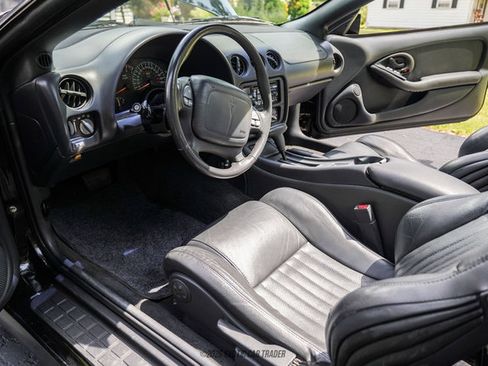 Used 1996 Pontiac Firebird Trans Am RWD image 34