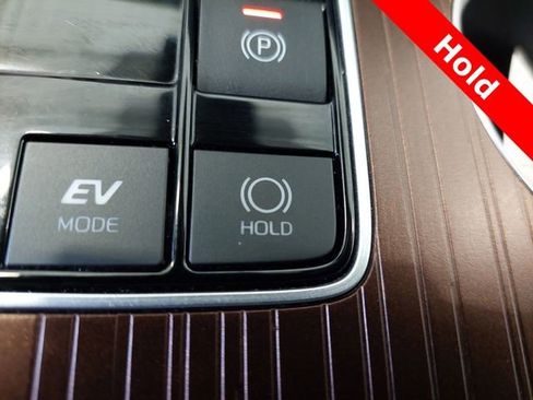 Used 2022 Toyota Sienna LE image 15