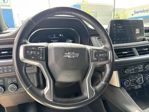 Used 2022 Chevrolet Tahoe Z71 w/ Luxury Package AWD/4WD image 58