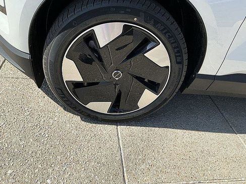 New 2026 Volvo EX30 Plus w/ Climate Package AWD/4WD image 12