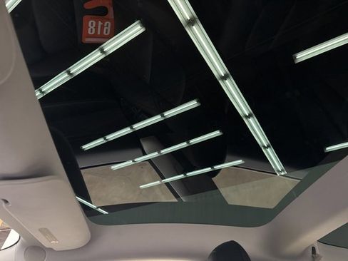 Used 2021 Tesla Model 3 Long Range image 12