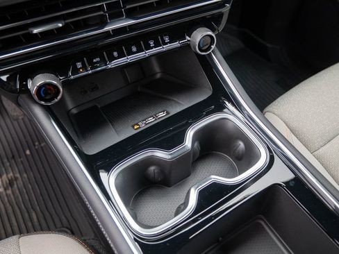 New 2026 Chevrolet Traverse LT w/ Driver Confidence Package image 22