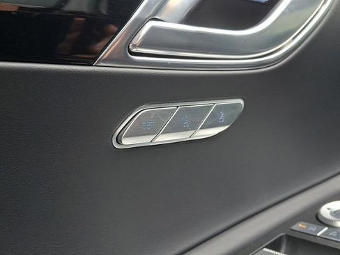 Used 2025 Genesis GV80 2.5T Standard image 25