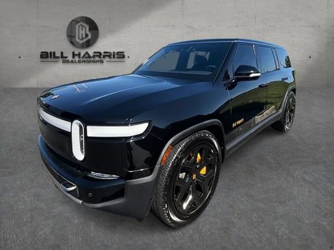 Used 2023 Rivian R1S Adventure AWD/4WD image 1