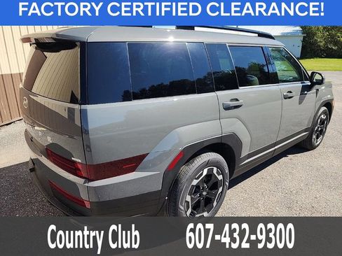 Used 2025 Hyundai Santa Fe SEL image 8